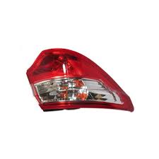 خطر عقب راست روی گلگیر چانگان CS35     